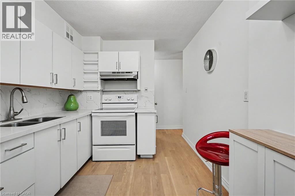 700 DYNES Road Unit# 614, Burlington — photo 12