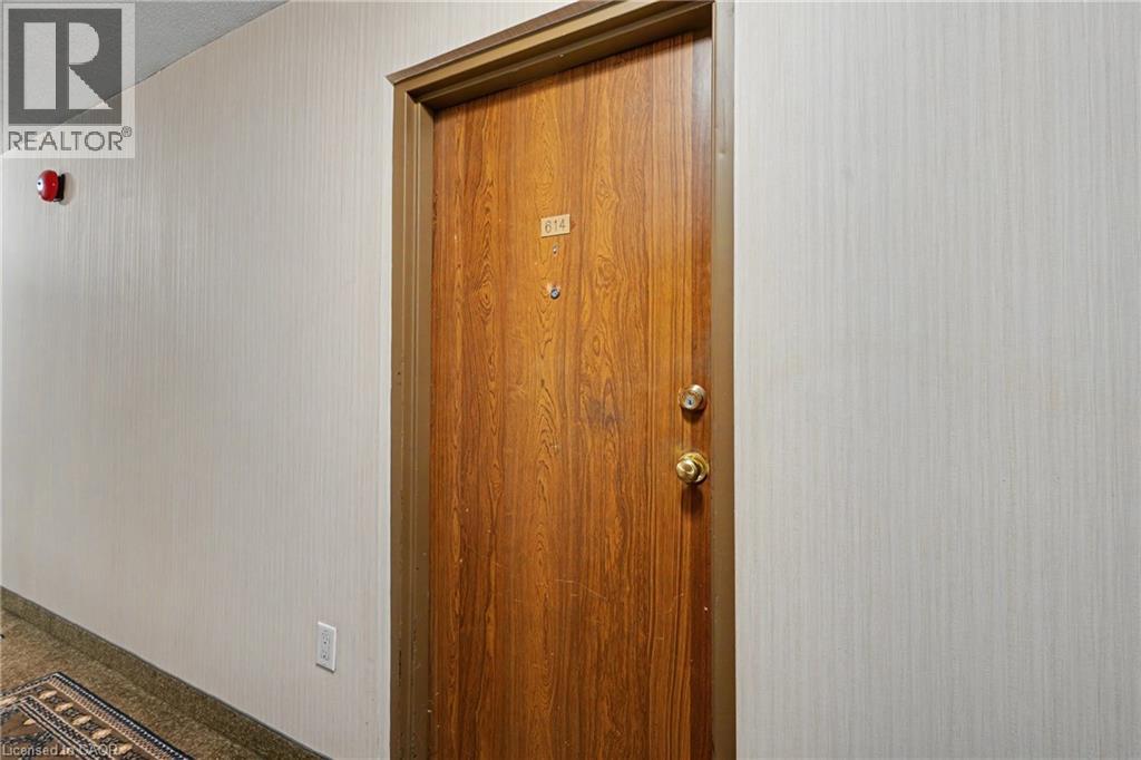 700 DYNES Road Unit# 614, Burlington — photo 6