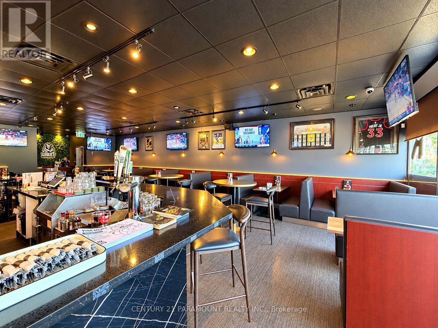 3081 KINGSTON ROAD, Toronto (Cliffcrest) — photo 2