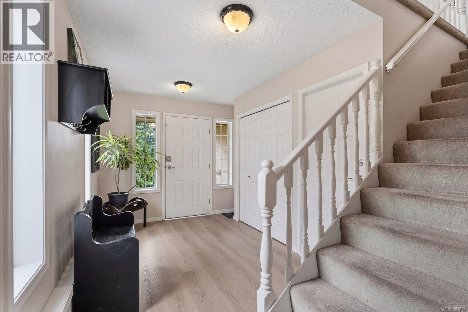 1280 Oakmount Rd - 4
