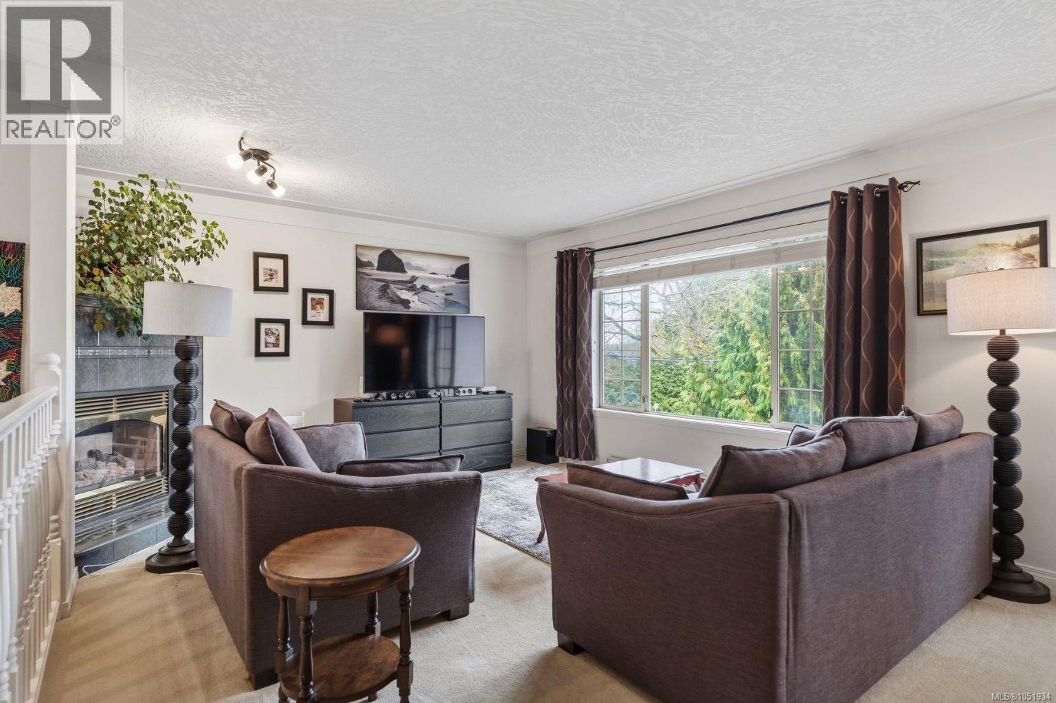  1280 Oakmount Road, Saanich