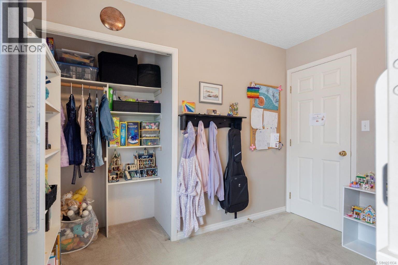  1280 Oakmount Road, Saanich