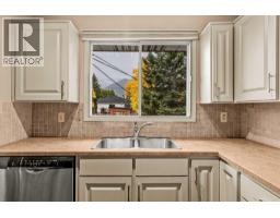 32 Mount Peechee Place, Canmore, AB T1W1Z4 Photo 21