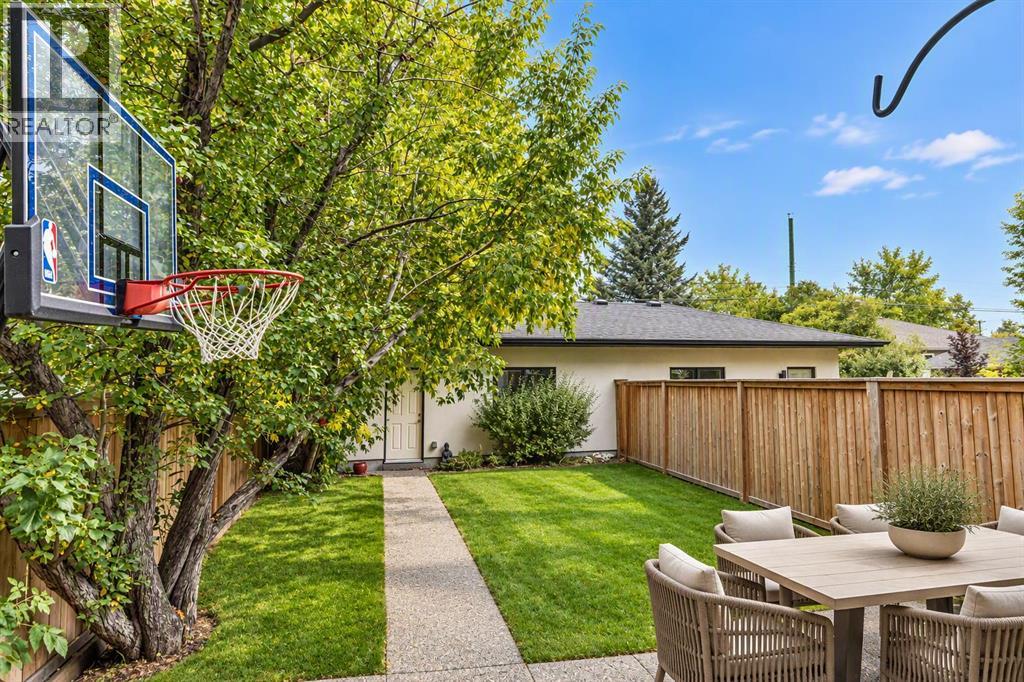 1912 23 Avenue NW photo 24