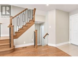 Bedroom 2 - 7683 Doverwood Drive, Mississauga, ON L5N8J1 Photo 7