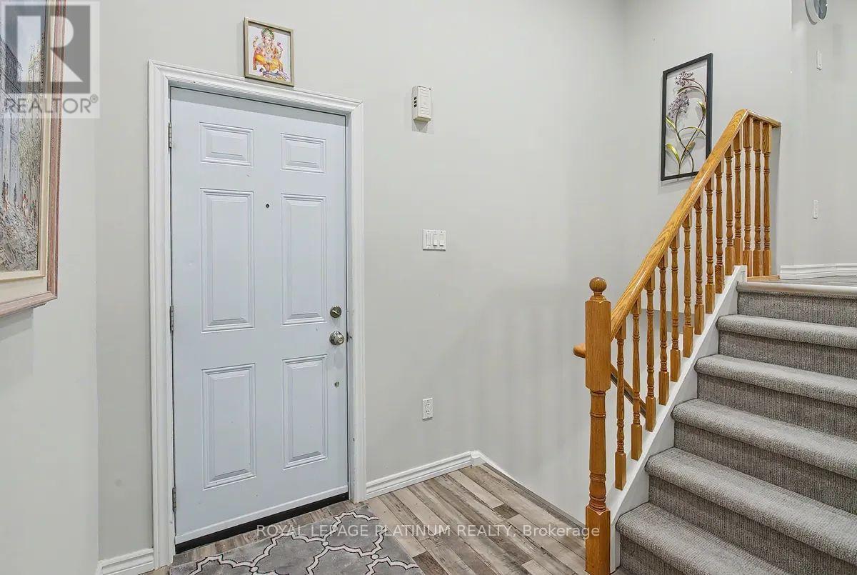 297 - 60 BARONDALE DRIVE, Mississauga (Hurontario) — photo 3