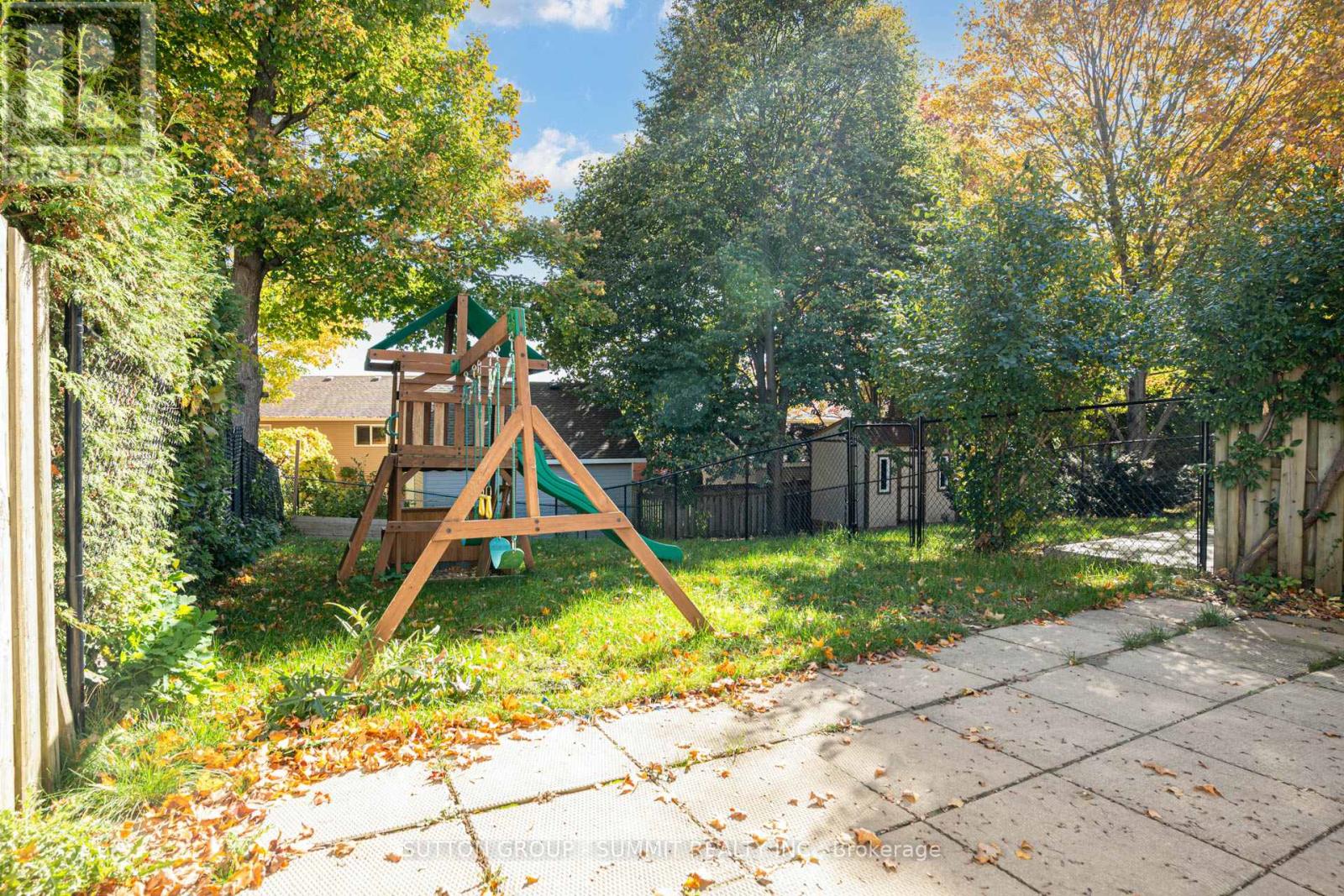 346 UNIVERSITY DOWNS CRESCENT — photo 2