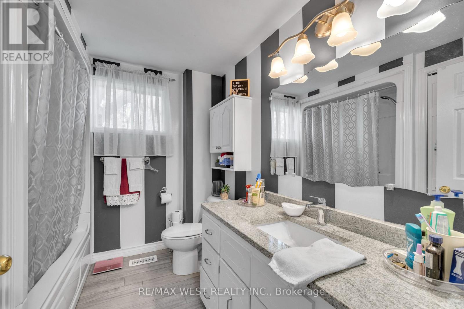 1045 Wellington Avenue, Windsor, ON photo 15