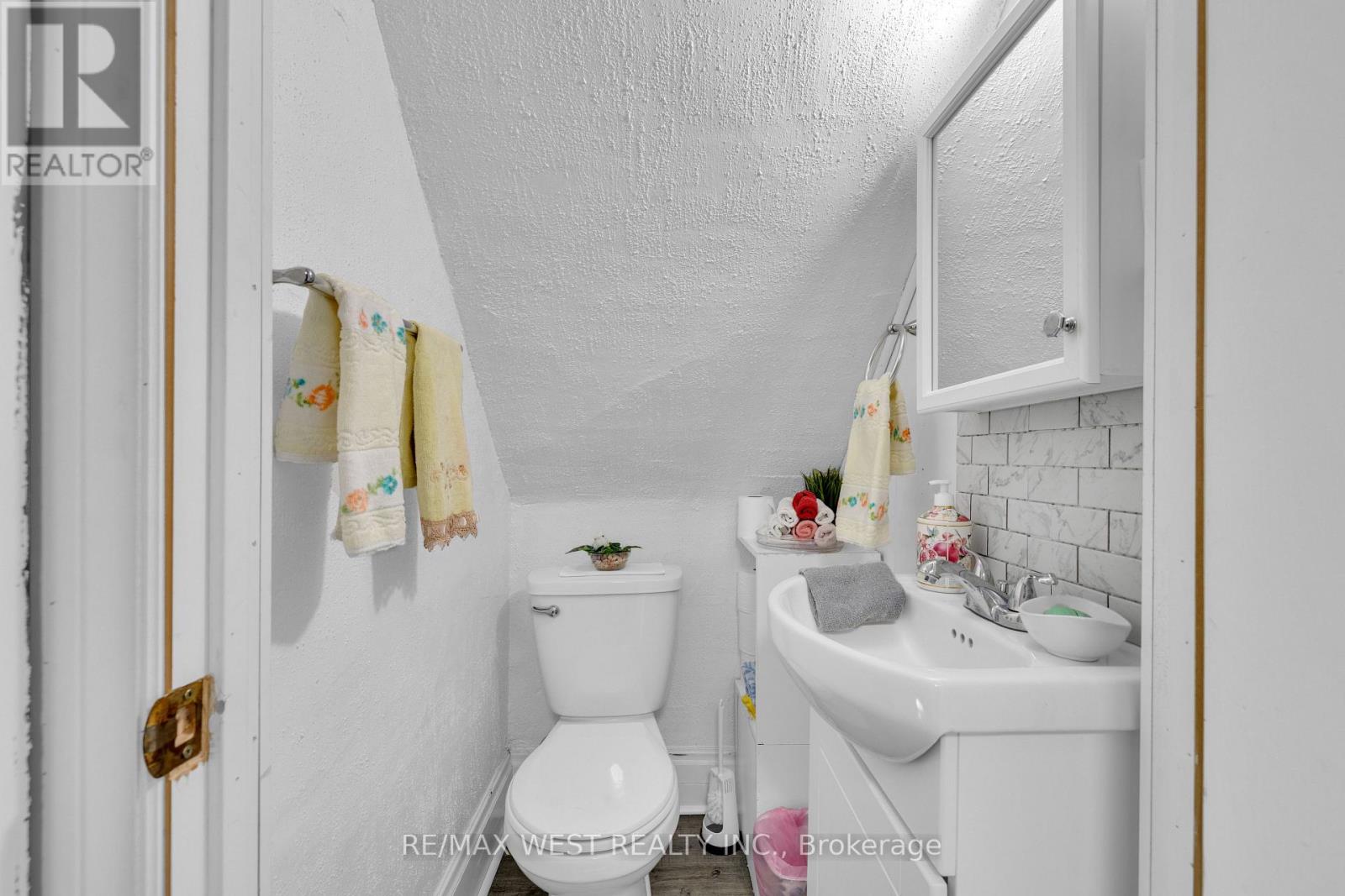 1045 Wellington Avenue, Windsor, ON photo 19