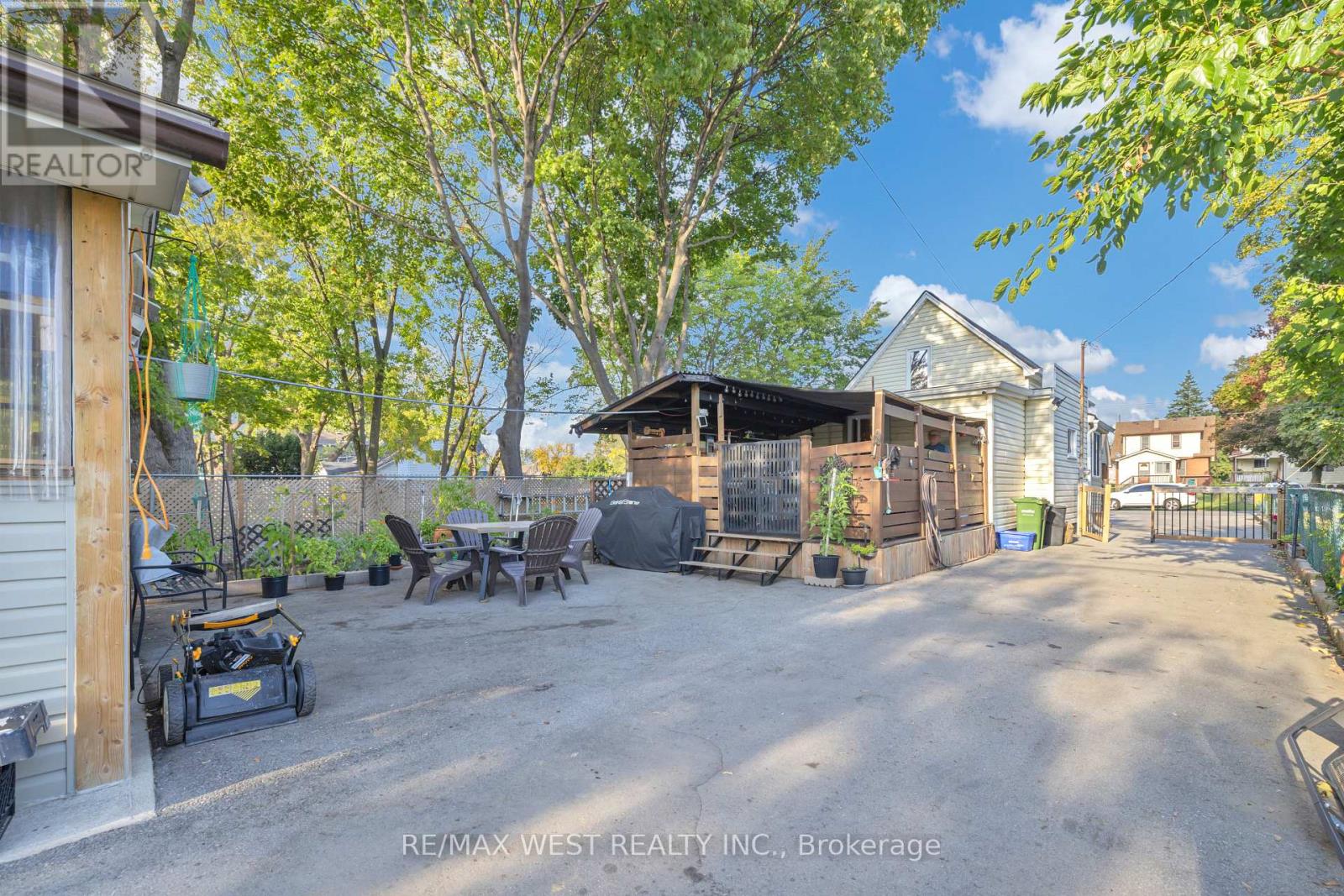 1045 Wellington Avenue, Windsor, ON photo 29
