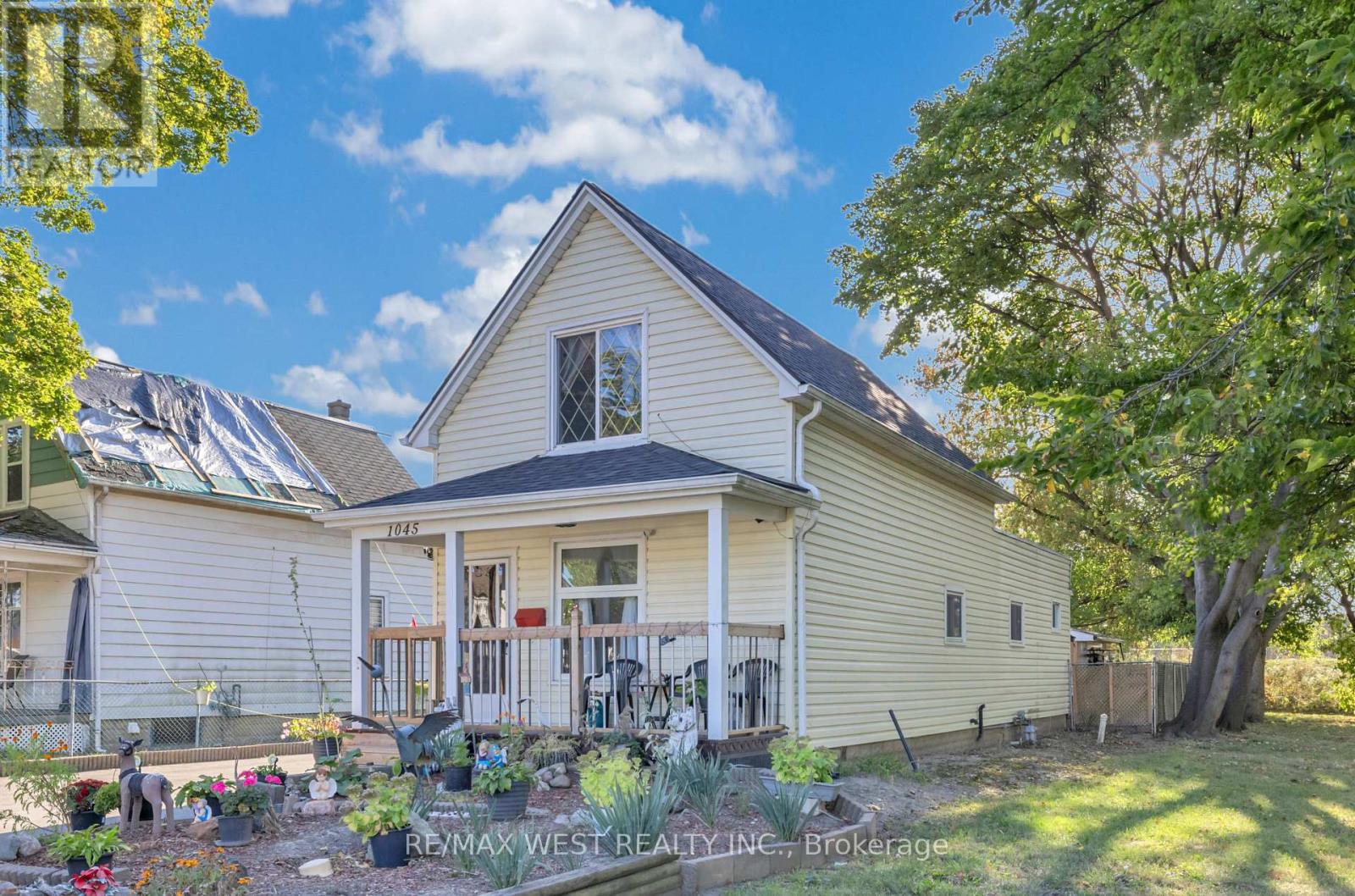 1045 WELLINGTON AVENUE, Windsor — photo 3