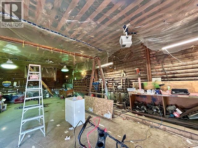 7408 OLD ALASKA HIGHWAY - 30
