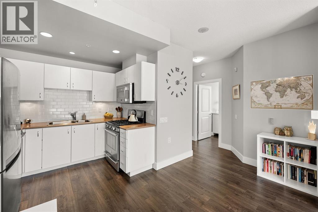 Photo of 405 120 W 16 STREET 17