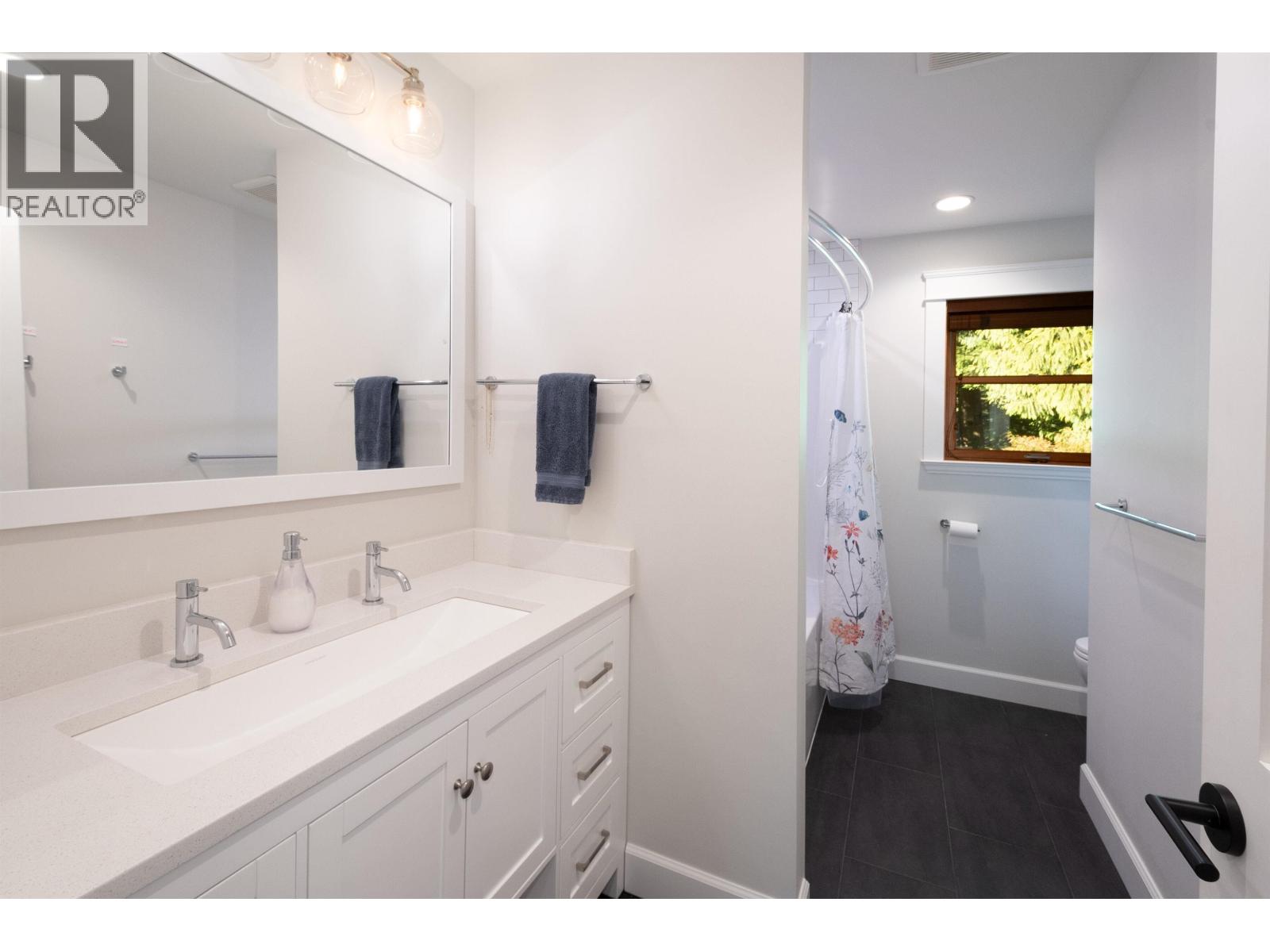 Photo of 4592 COVE CLIFF ROAD 23