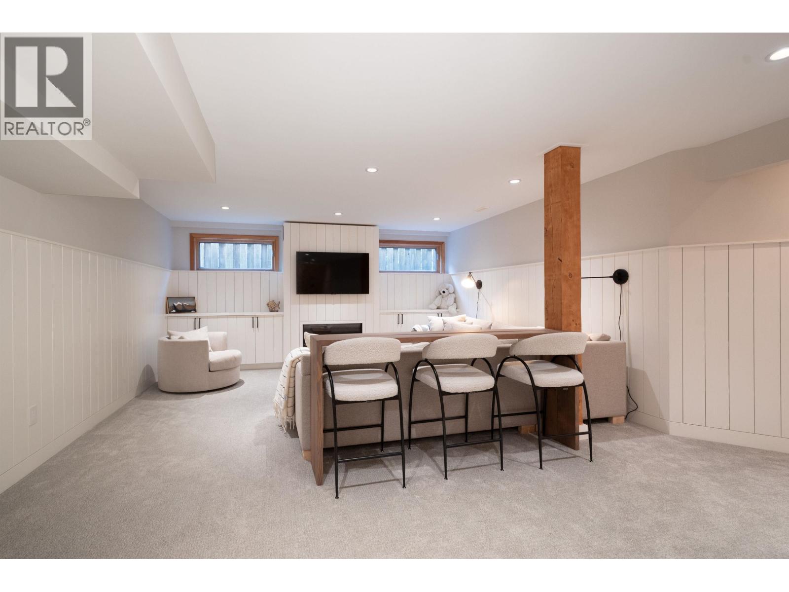 Photo of 4592 COVE CLIFF ROAD 25