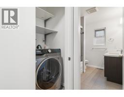 5311 Meadedale Drive, Burnaby, BC V5B2E6 Photo 25