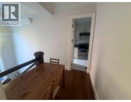 Upstairs 1310 Tyrol Road, West Vancouver, BC V7S2L6 Photo 8