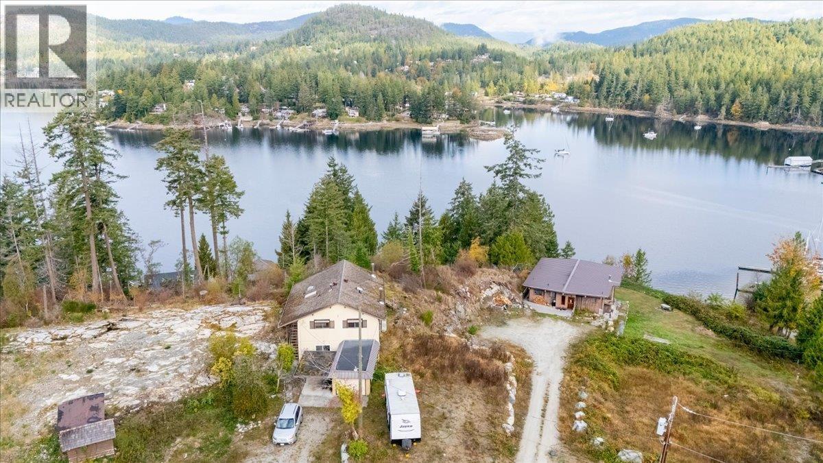 Photo of 12671 SUNSHINE COAST HIGHWAY 39