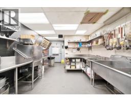 12671 Sunshine Coast Highway, Sechelt, BC V0N2H1 Photo 25