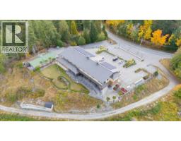 12671 Sunshine Coast Highway, Sechelt, BC V0N2H1 Photo 7