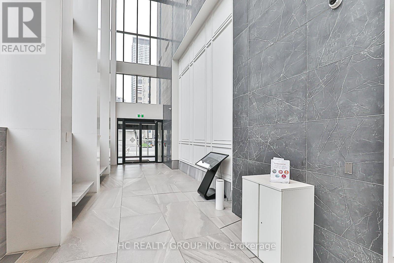 802 - 3 GLOUCESTER STREET, Toronto (Church-Yonge Corridor) — photo 2