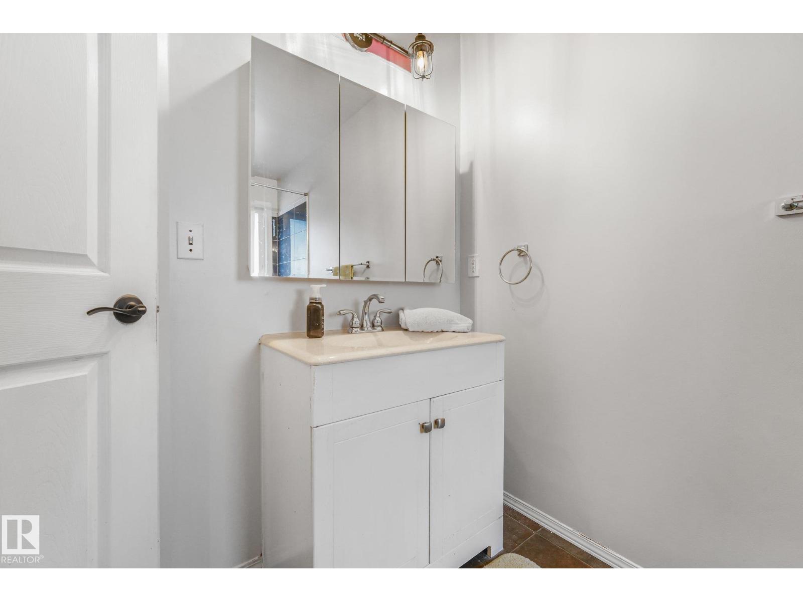 9617 151 ST NW, Edmonton — photo 36