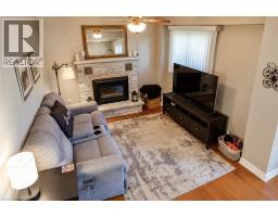 Living room - 1485 Newlands Crescent, Burlington, ON L7M1N8 Photo 7