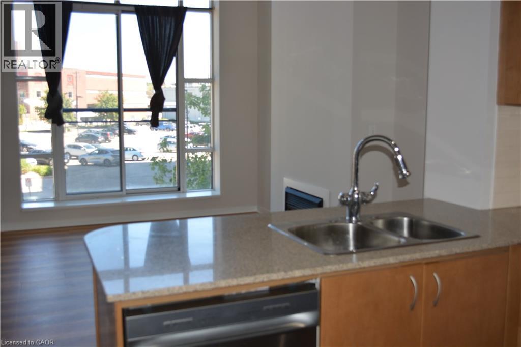 410 KING Street W Unit# 203, Kitchener — photo 3