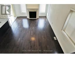 51 Kavanagh Avenue, East Gwillimbury, ON L9N0P5 Photo 12