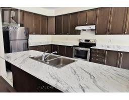 51 Kavanagh Avenue, East Gwillimbury, ON L9N0P5 Photo 14