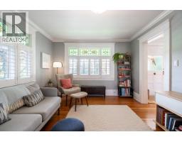 416 W 6th Street, North Vancouver, BC V7M1K9 Photo 12