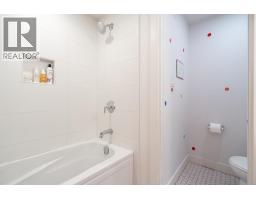 416 W 6th Street, North Vancouver, BC V7M1K9 Photo 22