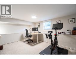 416 W 6th Street, North Vancouver, BC V7M1K9 Photo 32