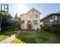 416 W 6th Street, North Vancouver, BC V7M1K9 Photo 34