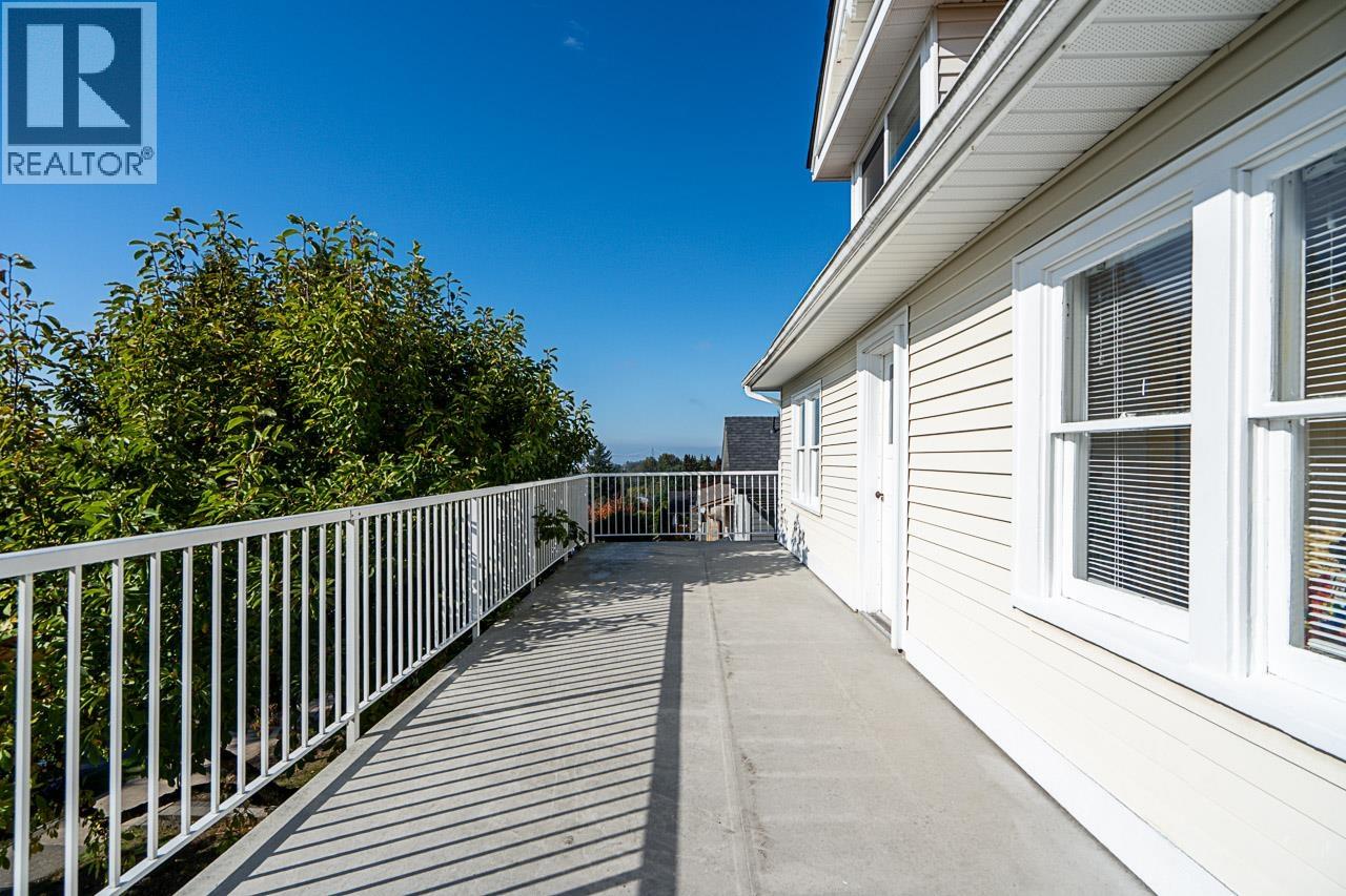 416 W 6TH STREET, North Vancouver - Image 1