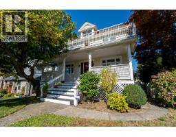 416 W 6th Street, North Vancouver, BC V7M1K9 Photo 40