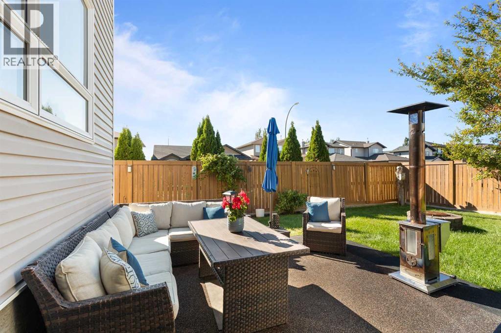54 Vista Close SE - 45