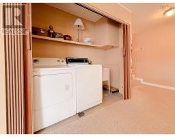 15 Lynnbrook Drive, Westmount, NS B1R1R2 Photo 18