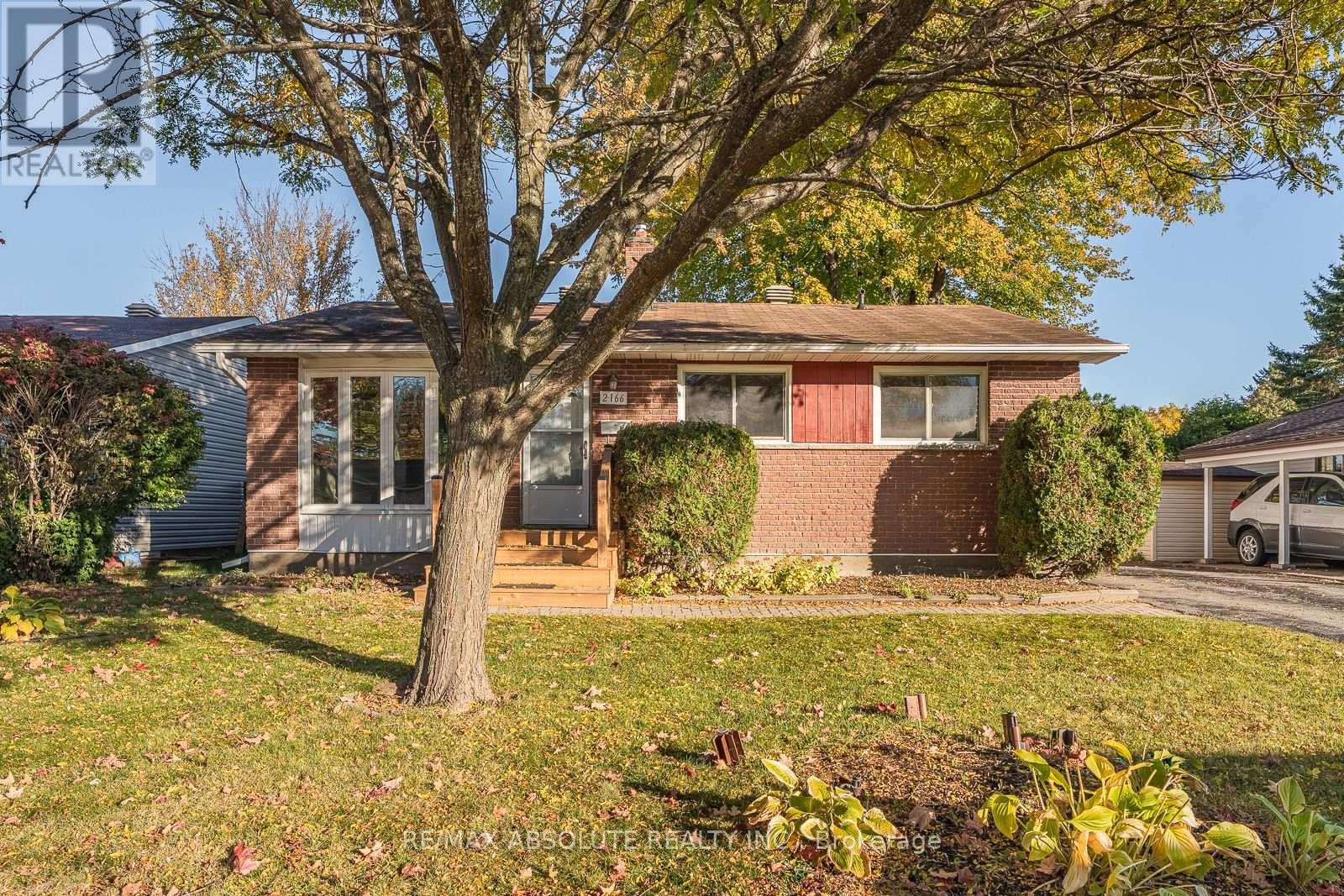 2166 MONSON CRESCENT - 2