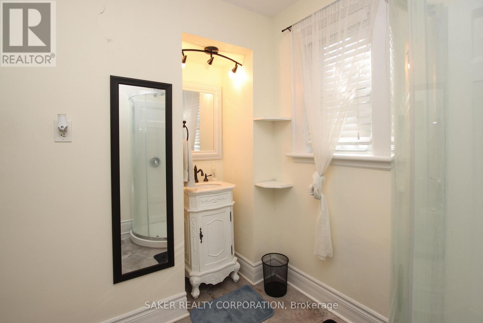 128 MOUNT PLEASANT AVENUE - 18