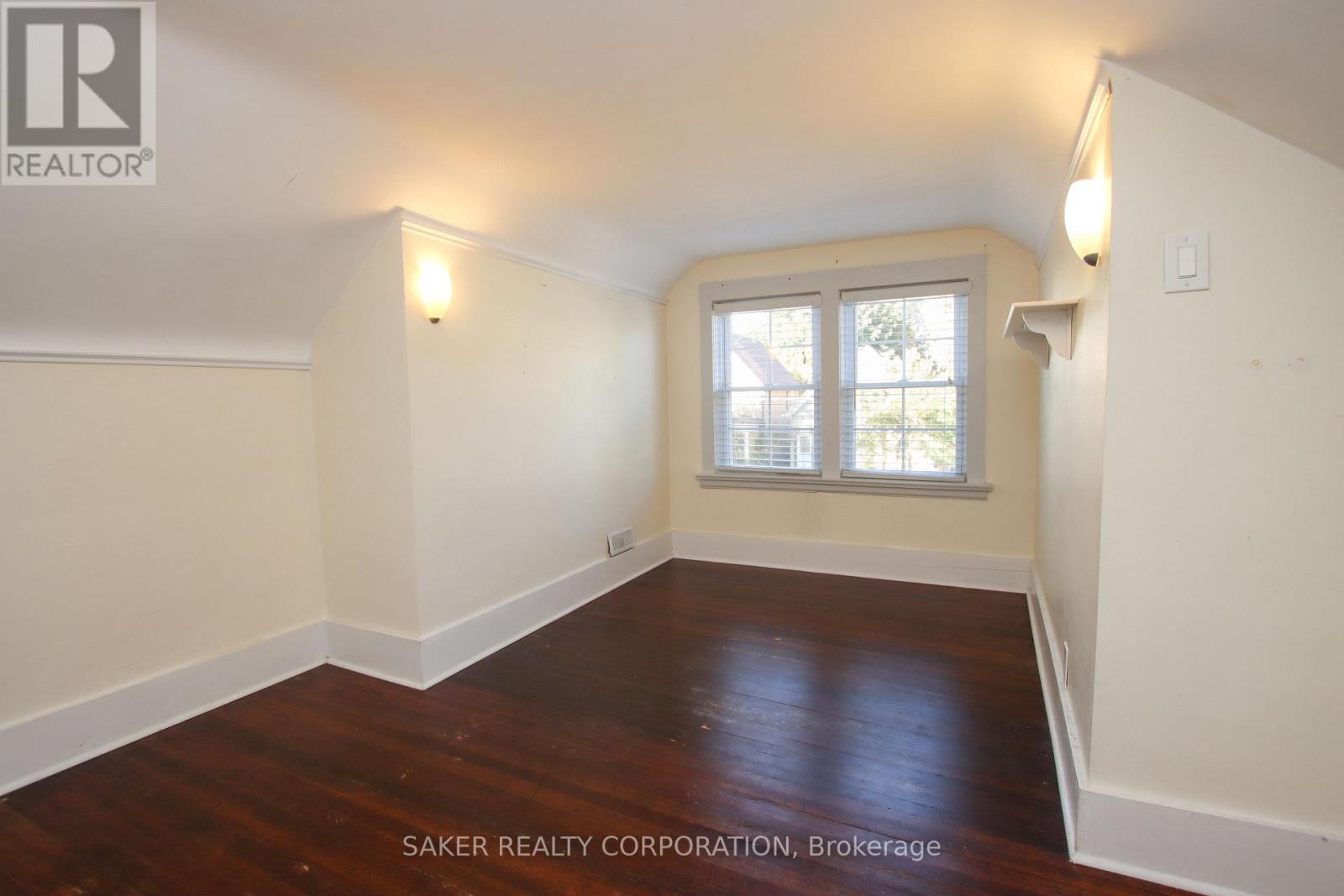 128 MOUNT PLEASANT AVENUE - 29