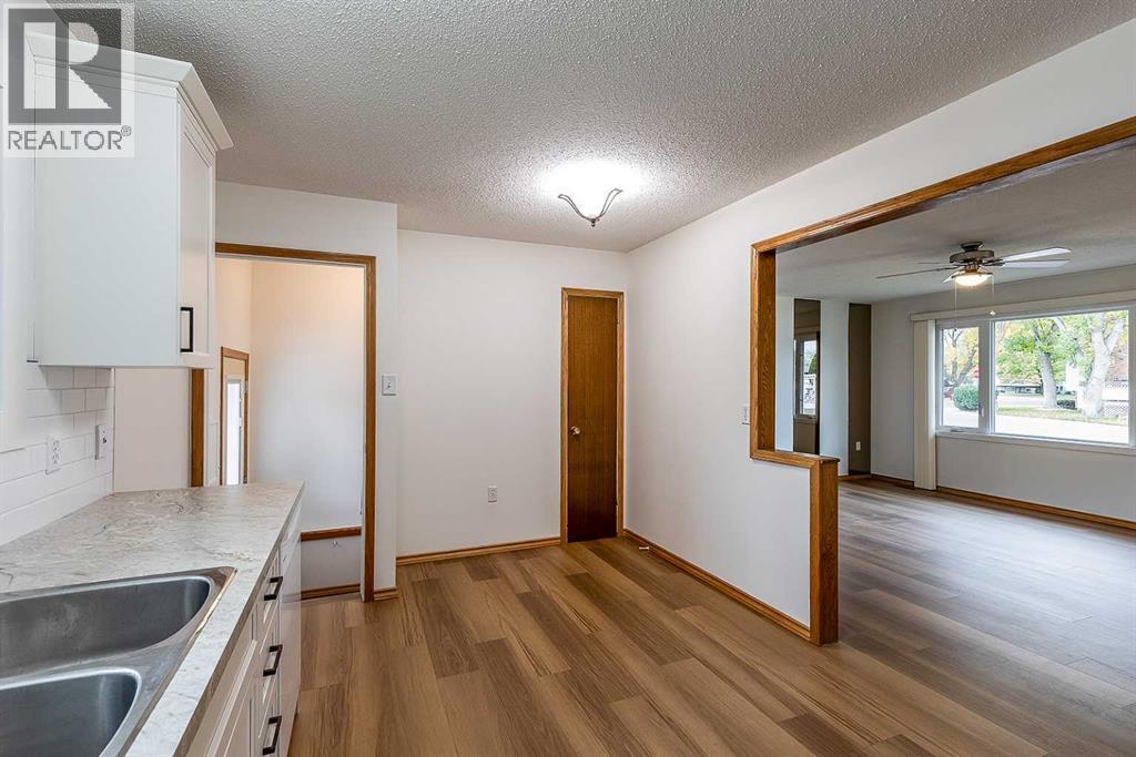 2377 Ronan Place SE photo 16