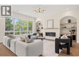 5pc Bathroom - 26 Varsplain Place Nw, Calgary, AB T3A0C7 Photo 14