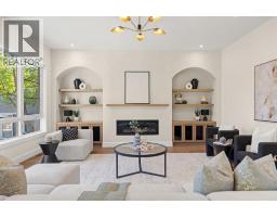 4pc Bathroom - 26 Varsplain Place Nw, Calgary, AB T3A0C7 Photo 15