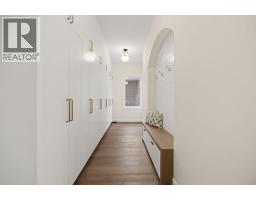 26 Varsplain Place Nw, Calgary, AB T3A0C7 Photo 35