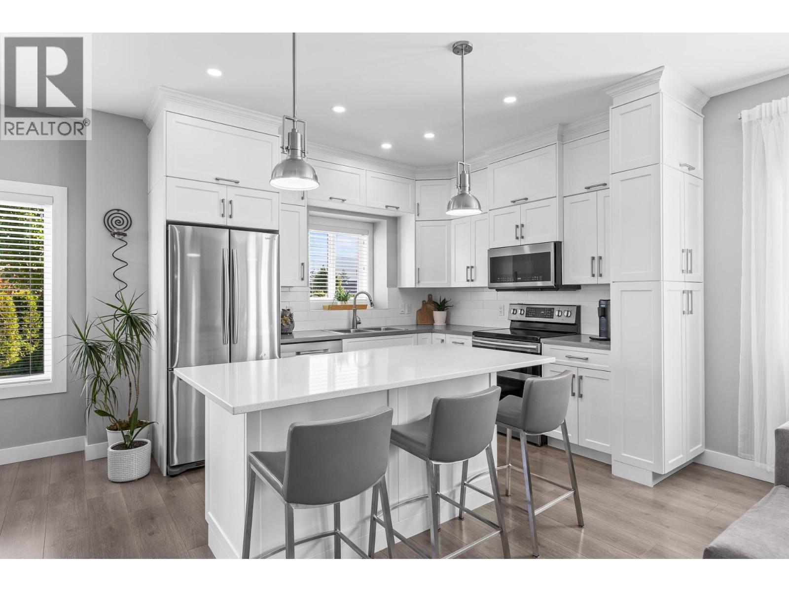 3376 Kingfisher Road - 13