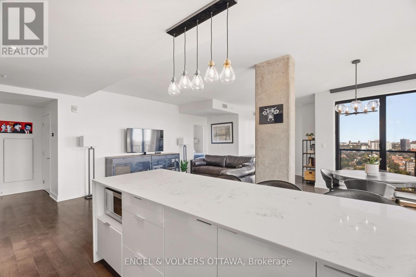 2010 - 20 DALY AVENUE, Ottawa — photo 10
