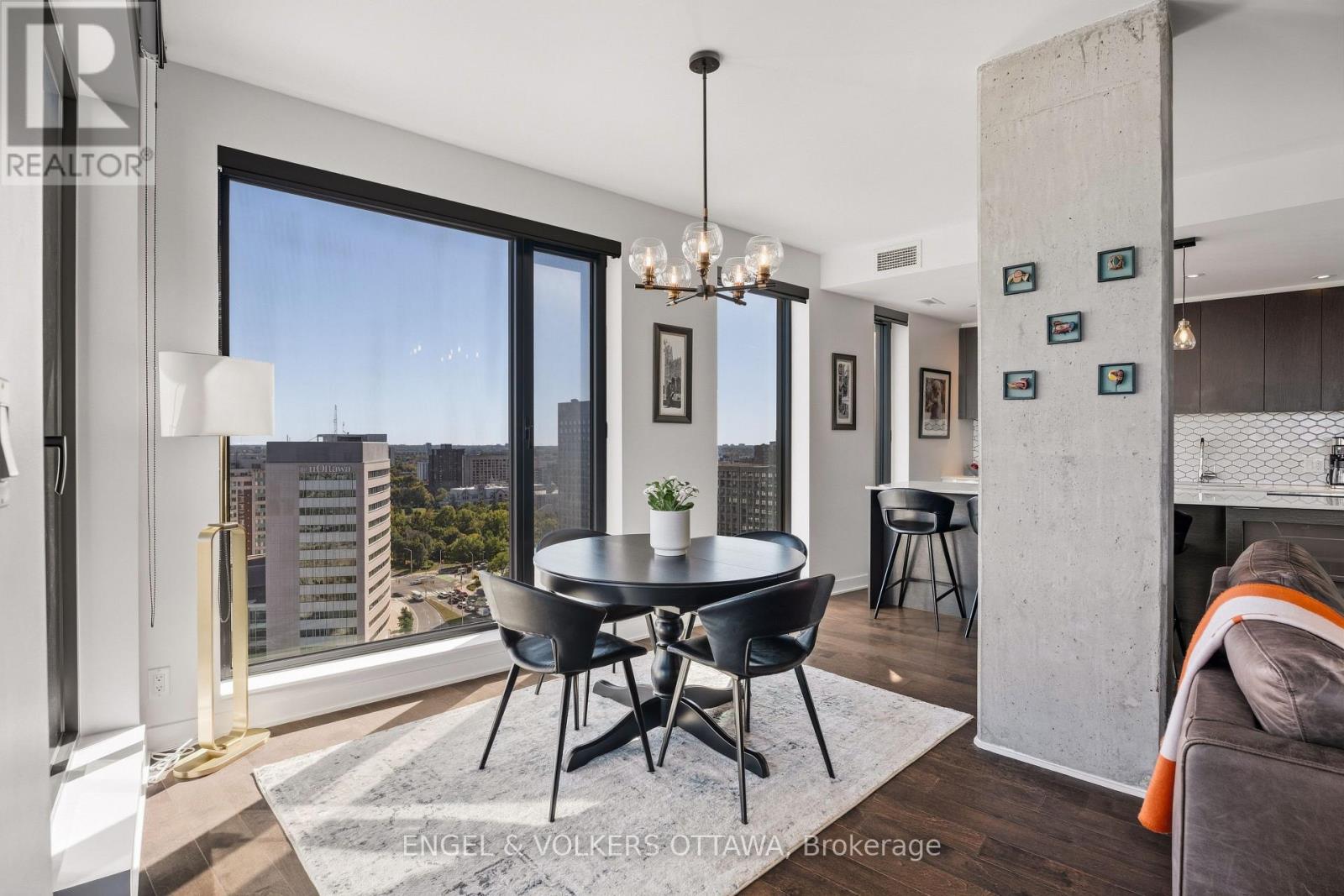 Condos for Sale in Ottawa – 2010 – 20 DALY AVENUE, Ottawa – By Peter Sagos - Image 13