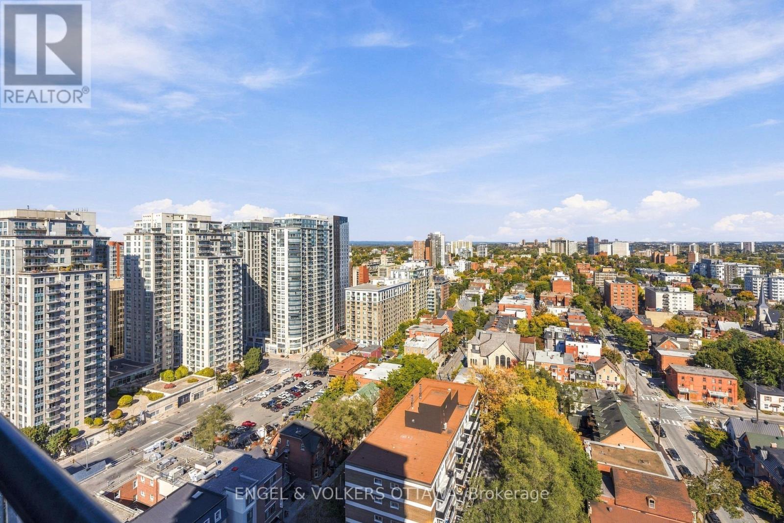 Condos for Sale in Ottawa – 2010 – 20 DALY AVENUE, Ottawa – By Peter Sagos - Image 26