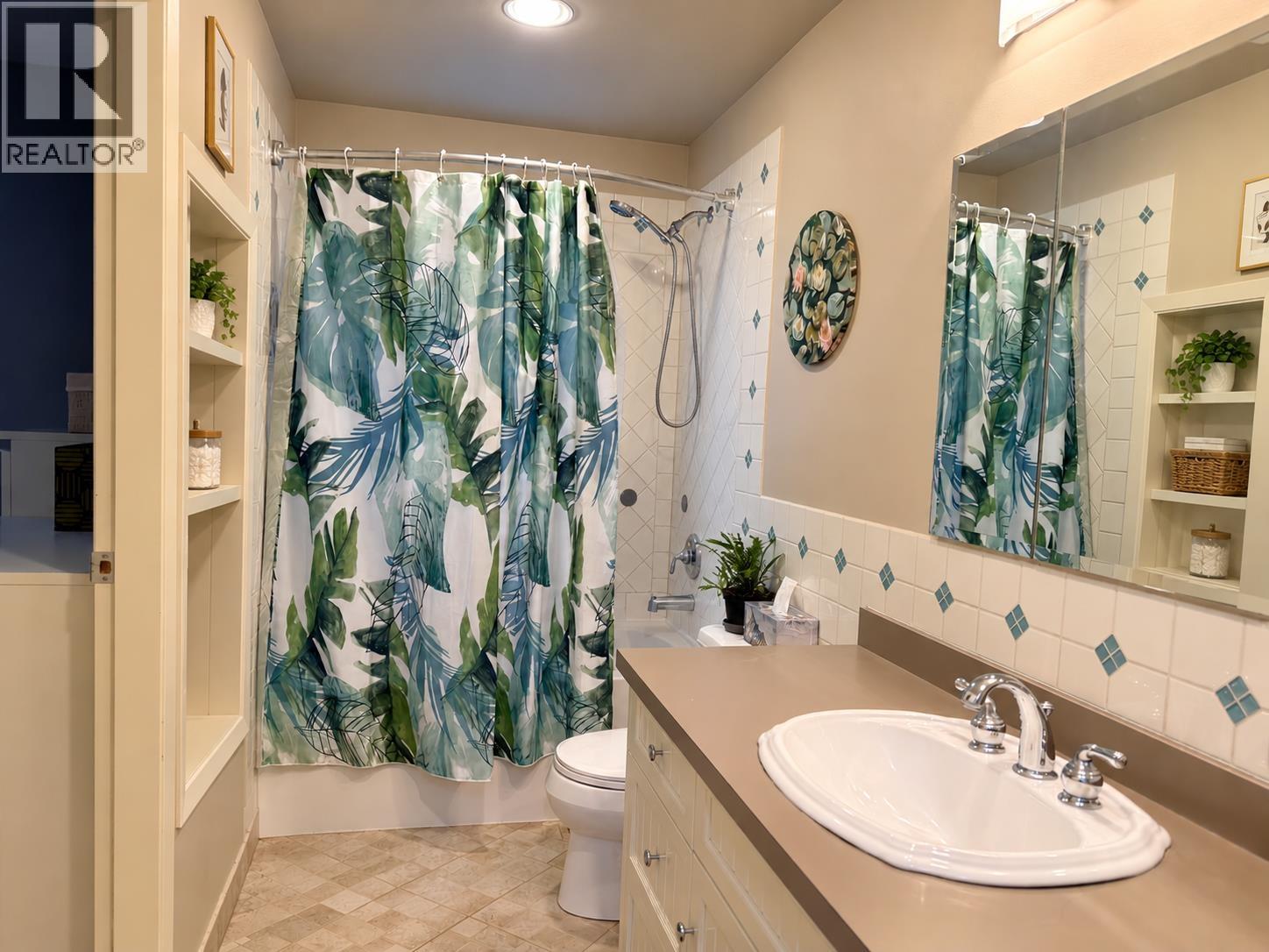 2607 KALUM STREET - 17